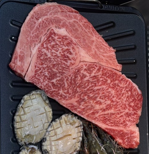 투뿔 한우 1++ 1등급 소고기 스테이크 구이용 안심 부채살 국거리 불고기 모음